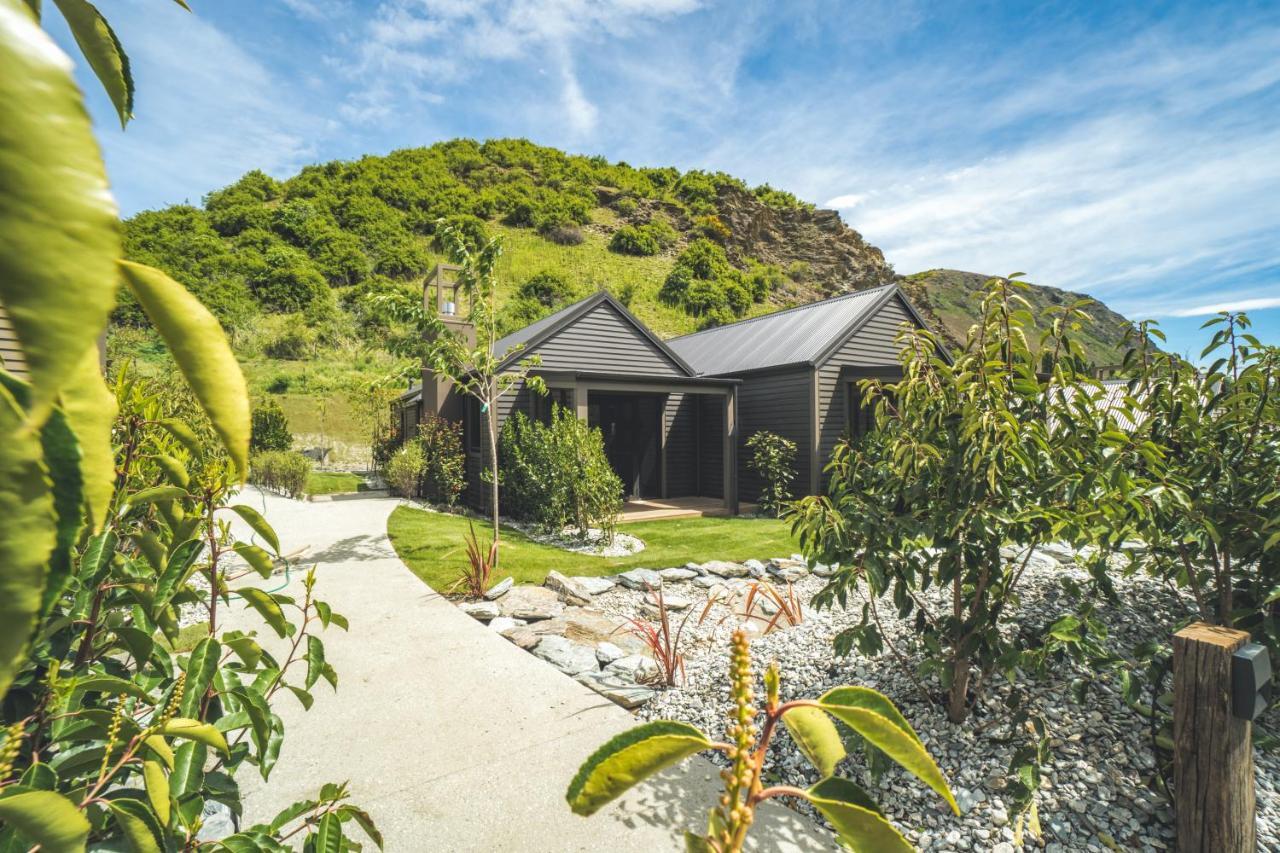 Gibbston Valley Lodge And Spa Queenstown Exterior photo